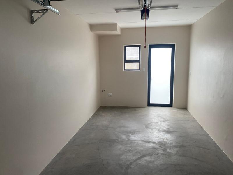 3 Bedroom Property for Sale in Silver Oaks Western Cape